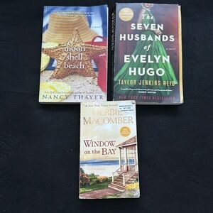 Set of 3: Moon Shell Beach, The Seven Husbands of Evelyn Hugo, Window on the Bay